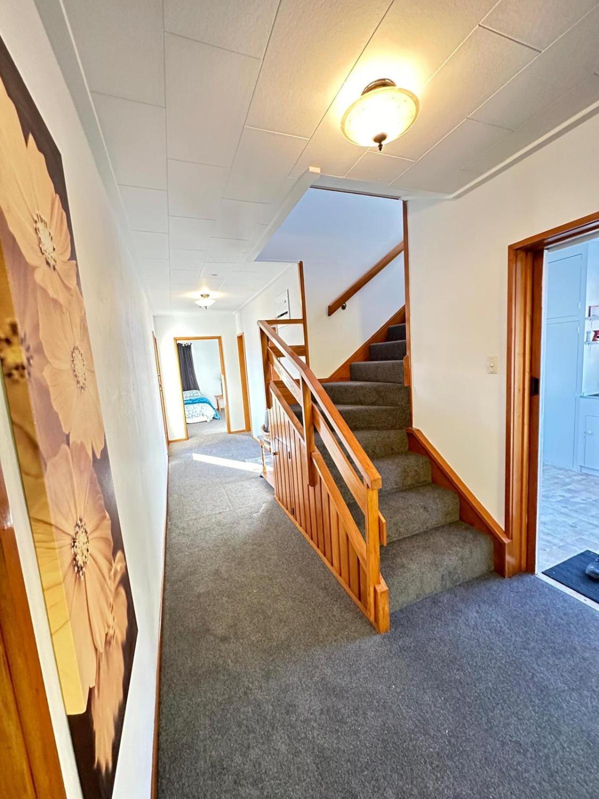 Glenpark Lodge Dunedin Exterior photo
