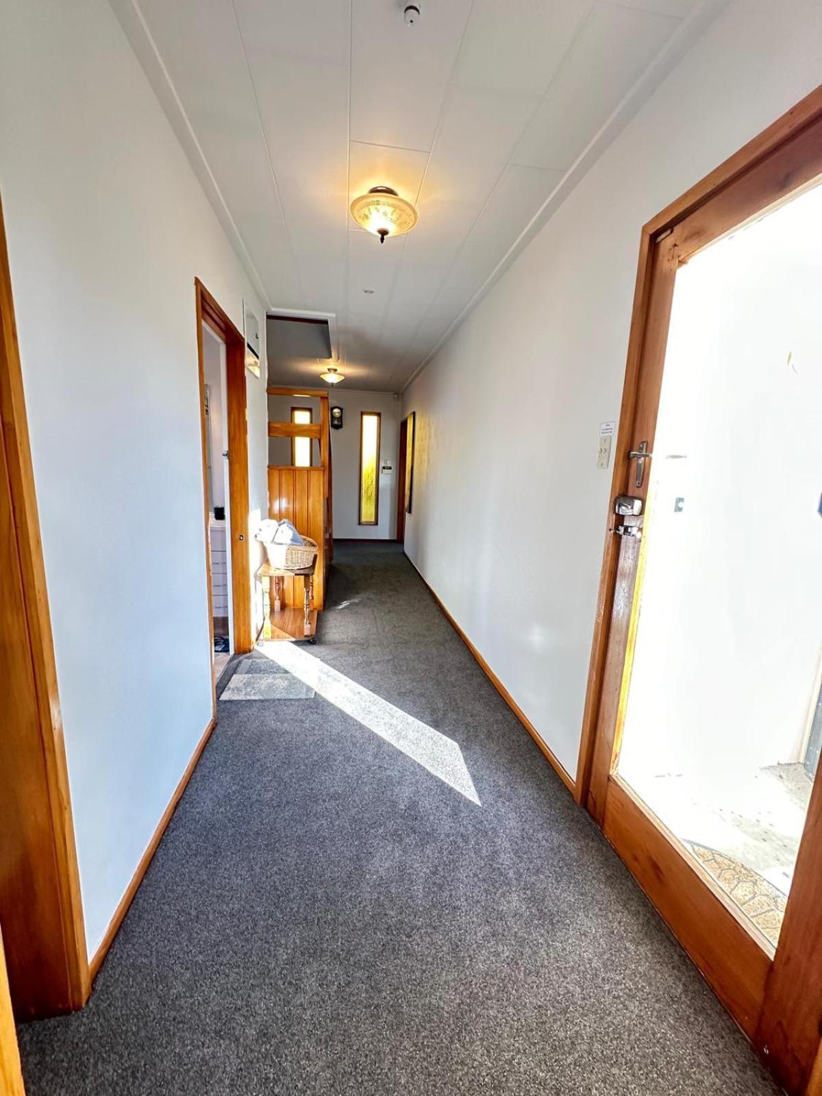 Glenpark Lodge Dunedin Exterior photo